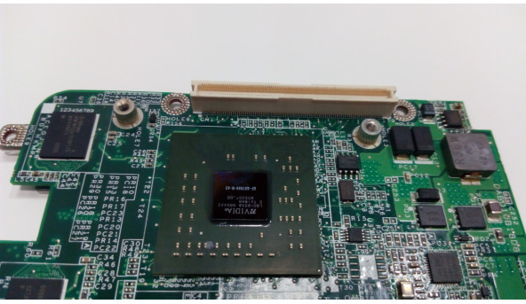 Видеокарта nVidia GeForce GO 7600, 256 MB, DDR 2, 64-bit, б / у