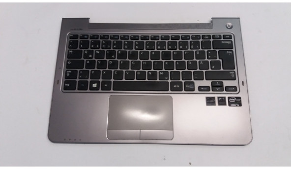 Середня частина корпуса для ноутбука Samsung 530U, NP530U3C, BA75-04043С, BA59-03255C. Кріплення всі цілі.Без пошкоджень. Клавіатура протестована, робоча.