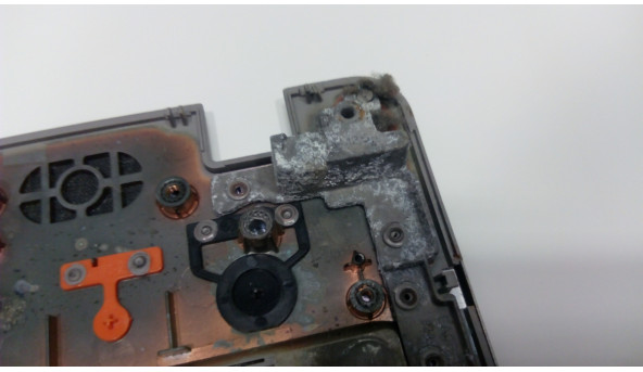 Средняя часть корпуса для ноутбука Lenovo IdeaPad Z560, AP0E4000400. Б/У - 301382