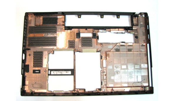Нижняя часть корпуса для ноутбука Lenovo IdeaPad G575, 15.6 ", AP0GM000A10, б / у
