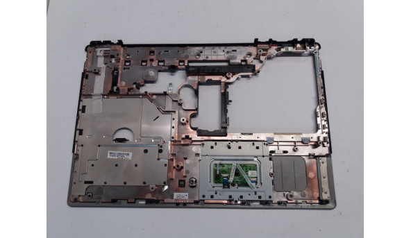 Середня частина корпуса для ноутбука HP ProBook 6550b, 15.6", 6070B0437301, Б/В, Кріплення всі цілі. Є потертості. - 301738
