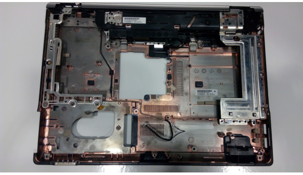 Нижняя часть корпуса для ноутбука HP Compaq 6530b, 14.1 "6070B0256201, Б / У - 301743