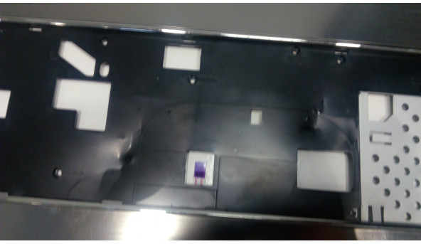 Середня частина корпуса для ноутбука Dell Inspiron N7010, 17.3", 3UUM9TCWI00, Б/В - 301841