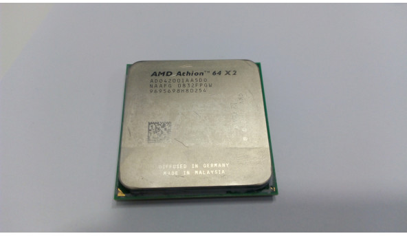 Процессор для персонального компьютера AMD Athlon 64 X2 4200+, 1 МБ кэш-памяти, тактовая частота 2,20 ГГц