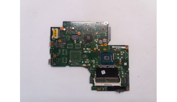 Материнська плата разом з процесором для ноутбука Lenovo G700, 17.3", 69N0B5M12A02, BAMBI, Rev:2.1, SR103, Intel Celeron 1005M, Б/В, не робоча, зламаний сокет RAM, біля CPU пошкодження (фото)