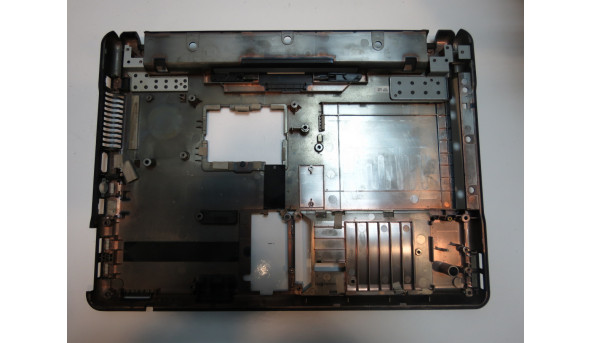 Нижняя часть корпуса для ноутбука HP Compaq 6735s, 15.4 ", Б / У. - 302260