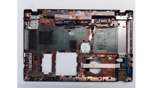 Нижня частина корпуса разом з платою USB для ноутбука Acer Aspire 7551, 7741, MS2310, 17.3", DAZ604HN05004, 48.4HP02.011, Б/В, в хорошому стані, без пошкоджень. - 302343