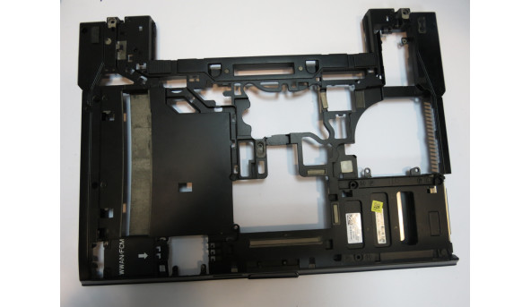 Нижняя часть корпуса для ноутбука Dell Latitude E6400, AM03I000700, 14.1 ", Б / У