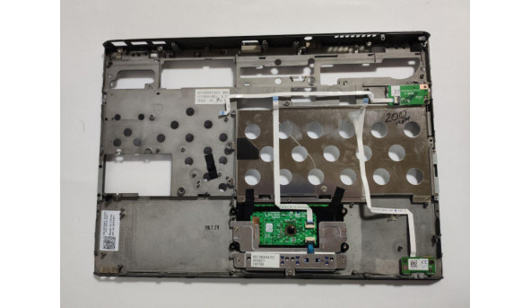 Середня частина корпуса для ноутбука Dell Vostro v13 v130, 13.3", 6070B0412801, CN-0F5XM7, б/в. В хорошому стані. Продається з Sim Readerom. - 302847