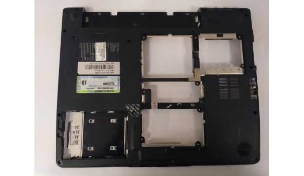 Нижня частина корпуса для ноутбука Fujitsu Amilo Pro V2060, 60.46105.002, Б/В