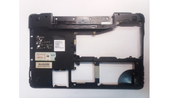 Рамка матрицы корпуса для ноутбука Lenovo ThinkPad E520, 15.6 ", 60.4mi02.001, Б / У