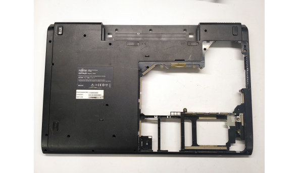 Нижня частина корпуса для ноутбука Fujitsu Pi 3660, 18.4",3AEF9BAFX10, Б/В.