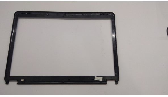Рамка матрицы корпуса для ноутбука Abook 1715W, M67SRU, 17.0 ", 6-39-M67U1-013, Б / У - 303213