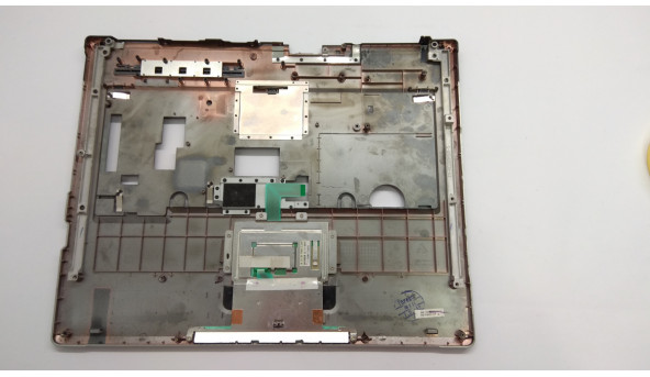 Середня частина корпуса для ноутбука Asus A6M, 15.4", 13-NCG10P050-1 Б/В - 303478