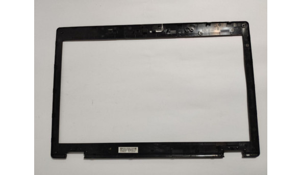 Рамка матриці корпуса для ноутбука HP ProBook 6550b, 15.6", 6070B0437701, б/в, кріплення цілі, є тріщина (фото) - 303563