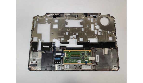 Средняя часть корпуса для ноутбука DELL Latitude E7240, 12.5 ", 24-46511-01, Б / У. Без повреждений. - 303587