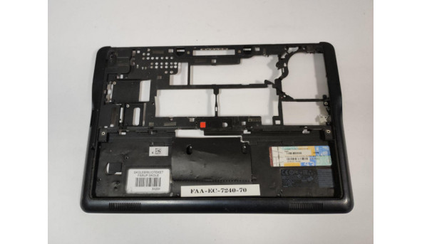 Нижня частина корпуса для ноутбука Dell Latitude E7240, 12.5", AM0VM000102, CN-0132MD, Б/В.