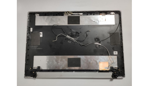 Кришка матриці для ноутбука для ноутбука Lenovo IdeaPad Z50-75, 15.6", AP0TH000180, б/в. Всі кріплення цілі. Зламані кутики (фото) та заглушка - 303639