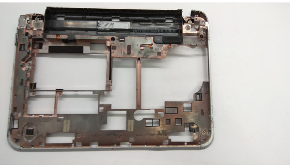 Нижня частина корпуса для ноутбука HP Pavilion dm1, dm1-4125ea, 11.6", dzc37nm9tp00, Б/В. Є пошкодження у вигляді тріщин та пошкоджених кріпленнь все на фото.