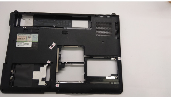 Нижня частина корпуса для ноутбука HP Pavilion dv9500, dv9685eo, 17.0", 448308-001, Б/В. Всі кріплення цілі.Без пошкоджень.