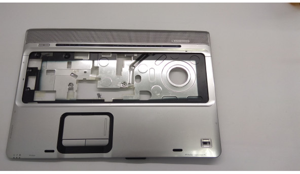 Середня частина корпуса для ноутбука HP Pavilion dv9500, dv9685eo, 17.0", 448011-001, Б/В. Кріплення всі цілі.Без пошкоджень.