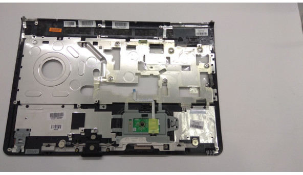 Средняя часть корпуса для ноутбука HP Pavilion dv9500, dv9685eo, 17.0 ", 448011-001, Б / У. Крепление все цили.Без повреждений. - 303739