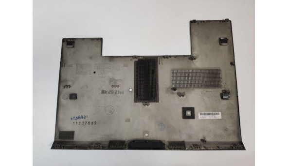 Сервісна кришка, для ноутбука HP Elitebook 8460p, 6070B0622102, 6070B0479401, 642804-001, Б/В, В хорошому стані, без пошкодженнь. Є подряпини. - 303758