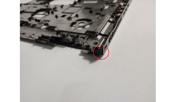 Средняя часть корпуса для ноутбука HP Elitebook 8460p, 14.0 ", 6070B0478702, Б / У. Крепление все цили.Без повреждений. - 303761