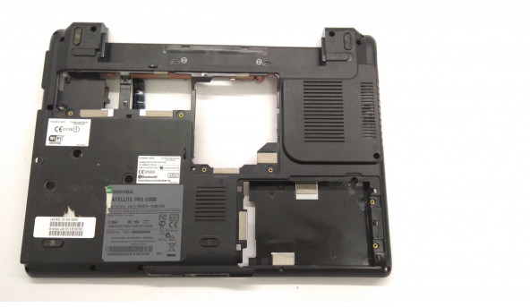 Нижня частина корпуса для ноутбука Toshiba Satellite Pro U300, 13.3", 36BU1BA0I, Б/В. Є зламані кріплення (фото)