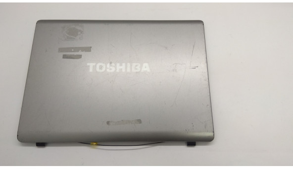 Кришка матриці корпуса для ноутбука Toshiba Satellite Pro U300, 13.3", 38BU1LC0I, Б/В. Всі кріплення цілі.Без пошкоджень.