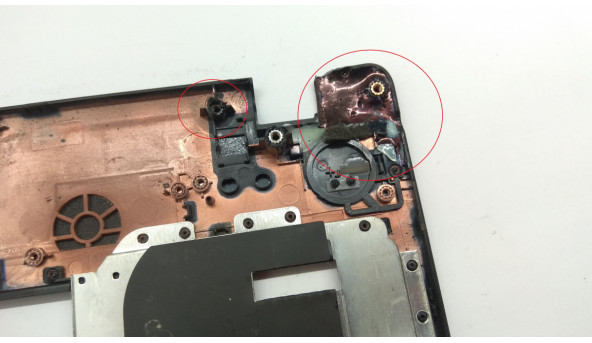 Середня частина корпуса для ноутбука Acer Aspire 5551G, 15.6", AP0C9000300, Б/В. Є пошкоджені кріплення (фото) - 303835