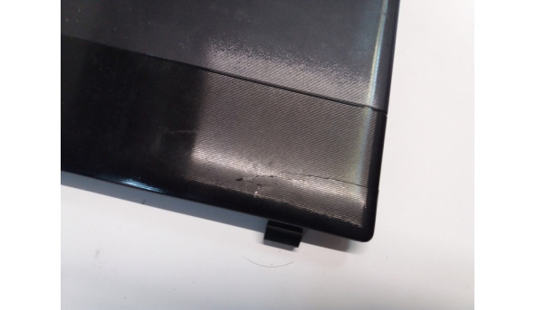 Кришка корпуса для ноутбука Samsung 300E, NP300E5C, 15.6", BA75-03938A, Б/В. Має трішину біля завіс. Кріплення всі цілі. - 303869