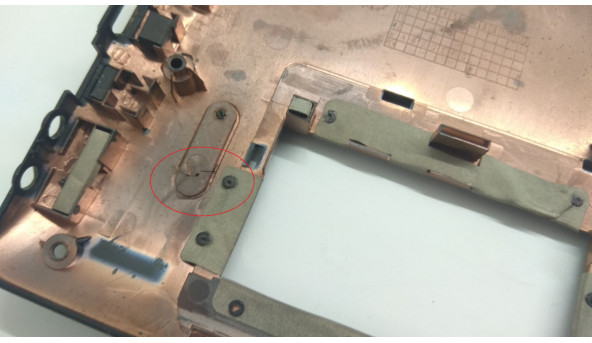 Нижняя часть корпуса для ноутбука Acer Aspire 5551, NEW75, 15.6 ", AP0C9000410, Б / У. Все крепления целые, есть трещина (фото) - 303983