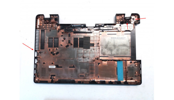 Нижня частина корпуса для ноутбука Acer Aspire V3-571, Z5WAH, 15.6", AP154000O00, Б/В. пошкоджено 2 кріплення та ртішина на VGA (фото) - 304035