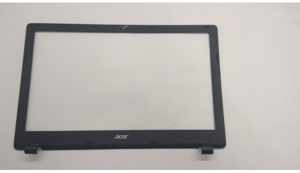 Рамка матрицы корпуса для ноутбука Acer Aspire V3-572 / V3-532, Z5WAH, 15.6 ", AP154000500, Б / У. Есть повреждения на заглушке (фото).