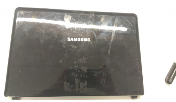 Крышка матрицы корпуса для ноутбука Samsung Np-n140, 10.1 ", BA75-02282B Б / У. В хороших состоянии, без повреждений