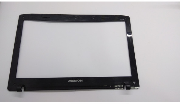 Рамка матрицы корпуса для ноутбука Medion Akoya E6220, MD98510, 15.6 ", 60.4JY10.001, Б / У. Есть поврежденные крепления (фото).