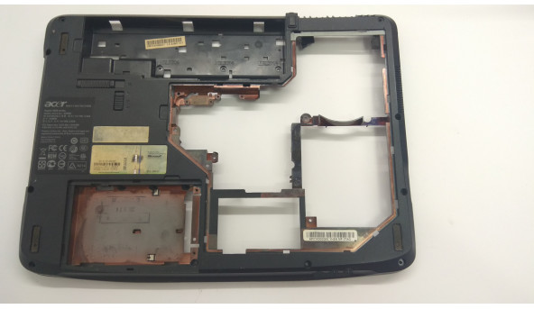 Нижняя часть корпуса для ноутбука Acer Aspire 5520, ICW50, 15.4 ", AP01K000G00, Б / У. Все крепления цили.Зламана решетка радиатора (фото).