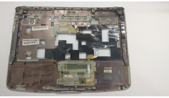 Средняя часть корпуса для ноутбука Acer Aspire 5520, ICW50, 15.4 ", AP01K000100, Б / У. Есть трещина (фото), несколько креплений имеют трещины. - 304454