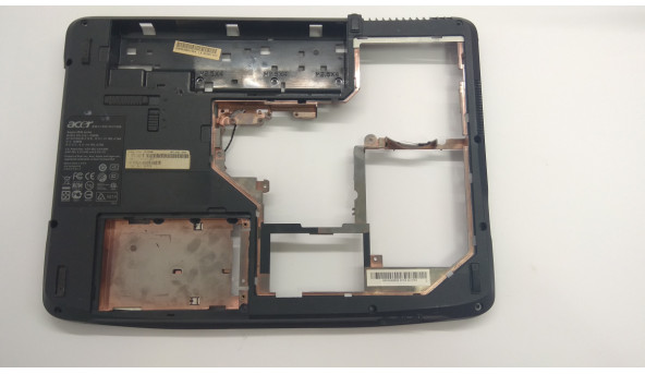 Нижняя часть корпуса для ноутбука Acer Aspire 5520, ICW50, 15.4 ", AP01K000E00, Б / У. Все крепления цили.Без повреждений.