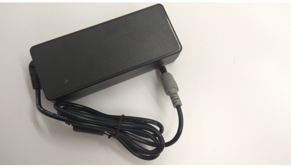 Зарядка для ноутбука Lenovo, PA-1900-081, INPUT 100-240V-1.5A, 50-60Hz,  OUTPUT: 20V, 90W