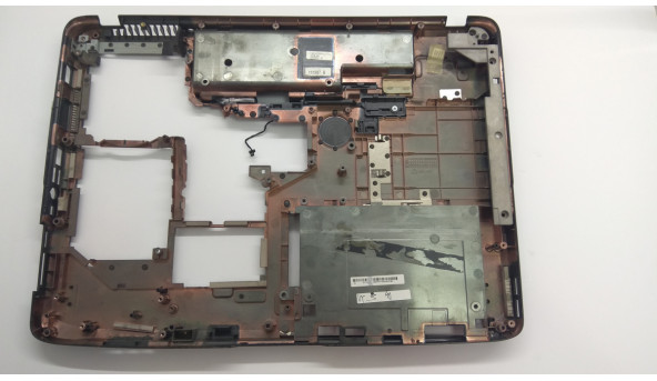 Нижня частина корпуса для ноутбука Acer Aspire 7220, ICY70, 17.0", AP01L000E00, Б/В. Всі кріплення цілі. Є сліди плавлення (фото), та присутня деформація - 304498