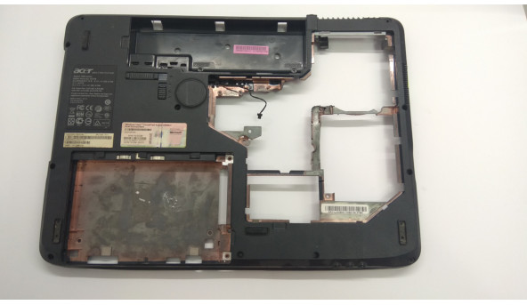 Нижня частина корпуса для ноутбука Acer Aspire 7220, ICY70, 17.0", AP01L000E00, Б/В. Всі кріплення цілі. Є сліди плавлення (фото), та присутня деформація