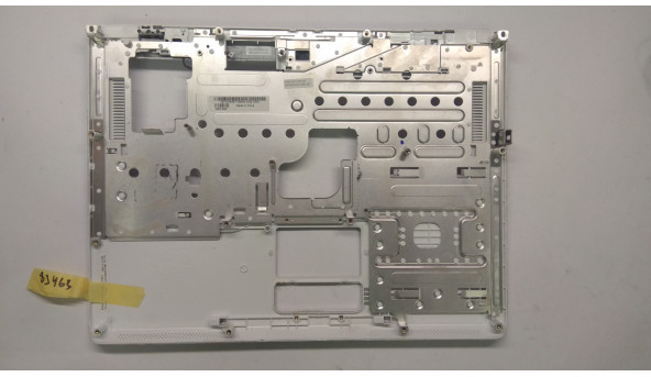 Середня частина корпуса для ноутбука Dell Inspiron 1501, 15.4", CN-0U957, Б/В - 304535