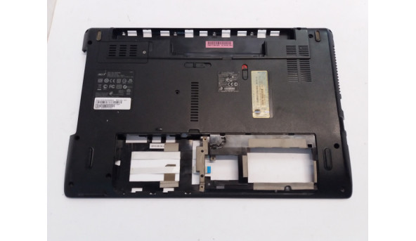 Нижняя часть корпуса для ноутбука Acer Aspire 5552, PEW76, 15.6 ", AP0FO000700, Б / У. Все крепления цили.Е повреждения (фото).