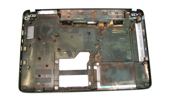 Нижняя часть корпуса для ноутбука Samsung R525, NP-R525, 15.6 ", BA81-08526A, Б / У. Все крепления цили.Без повреждений.