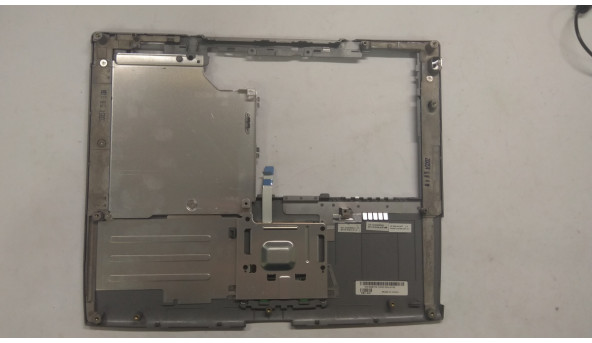 Середня частина корпуса для ноутбука Dell Latitude D510, PP17L, D520, CN-0N8708, 15", Б/ВСередня частина корпуса для ноутбука Dell Latitude D510, PP17L, D520, CN-0U8002, 15", Б/В. В хорошому стані, без пошкоджень - 304765