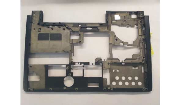 Нижня частина корпуса для ноутбука  Dell Studio XPS 1640, 15.6", CN-0u476F, Б/В
