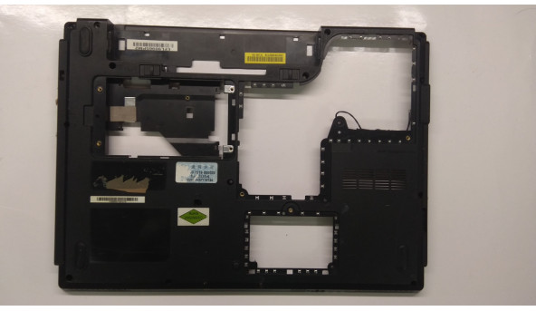 Нижняя часть корпуса для ноутбука Compal FL90, 15 ", AP01K000E00, Б / У