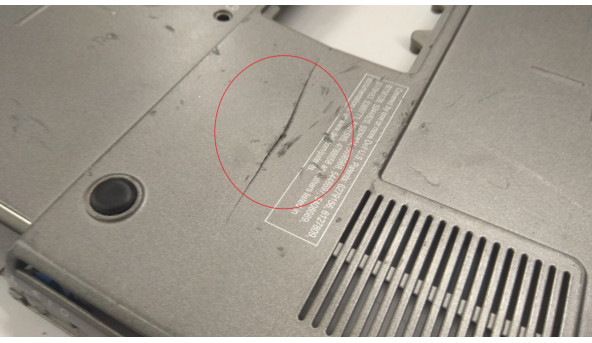 Нижня частина корпуса для ноутбука Dell Latitude D620, 14", CN-0WD851, Б/В. Присутні пошкодження(фото) - 305031